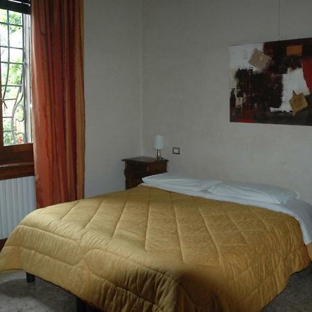 Le Maddalene Bed & Breakfast Verona Phòng bức ảnh