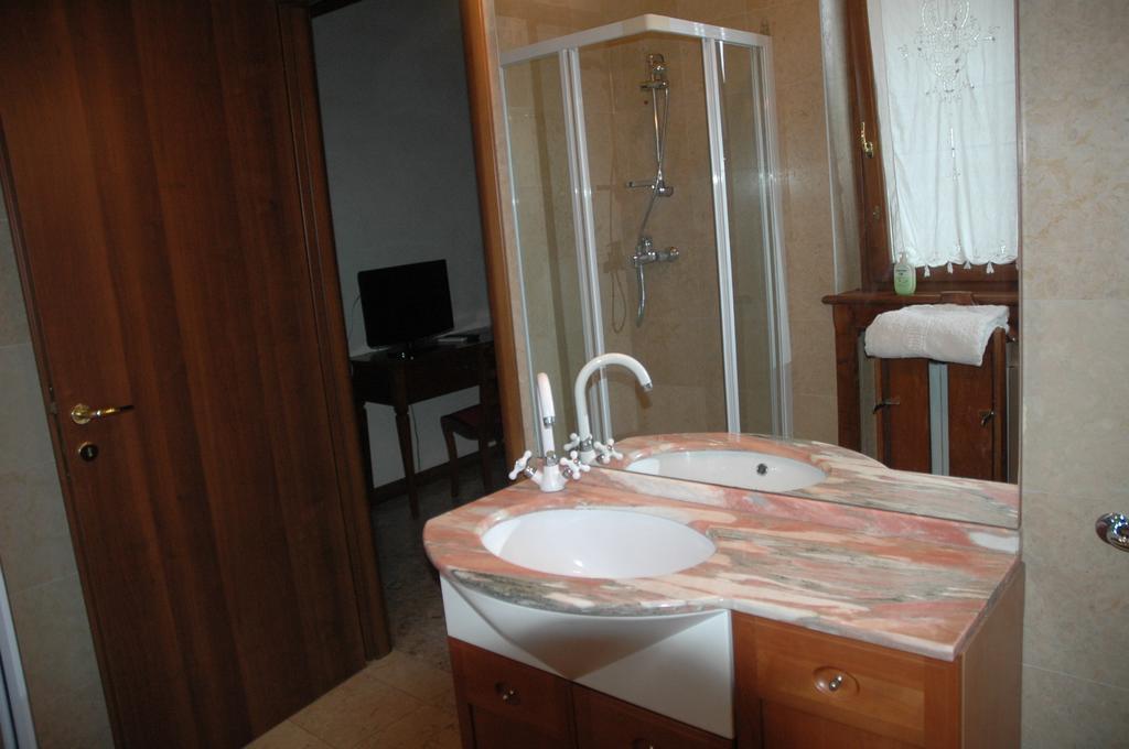 Le Maddalene Bed & Breakfast Verona Ngoại thất bức ảnh
